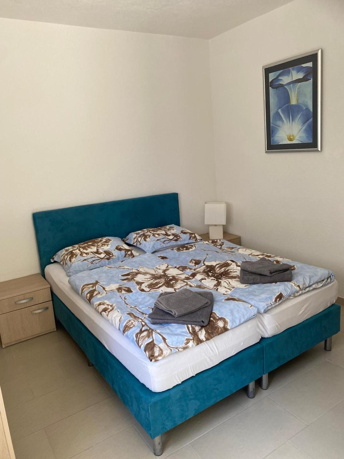 Villa Pina Tisno Apartment Zonsa 2 Pers Bagian luar foto