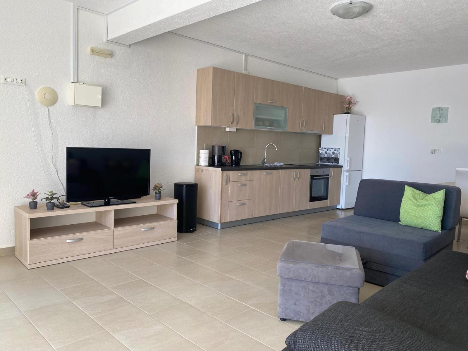 Villa Pina Tisno Apartment Zonsa 2 Pers Bagian luar foto
